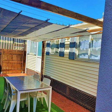 Готель Casita Movil En Camping De La Manga Екстер'єр фото