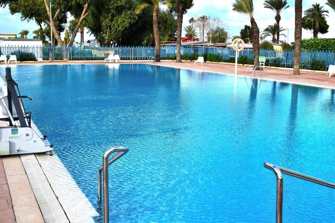 Готель Casita Movil En Camping De La Manga Екстер'єр фото