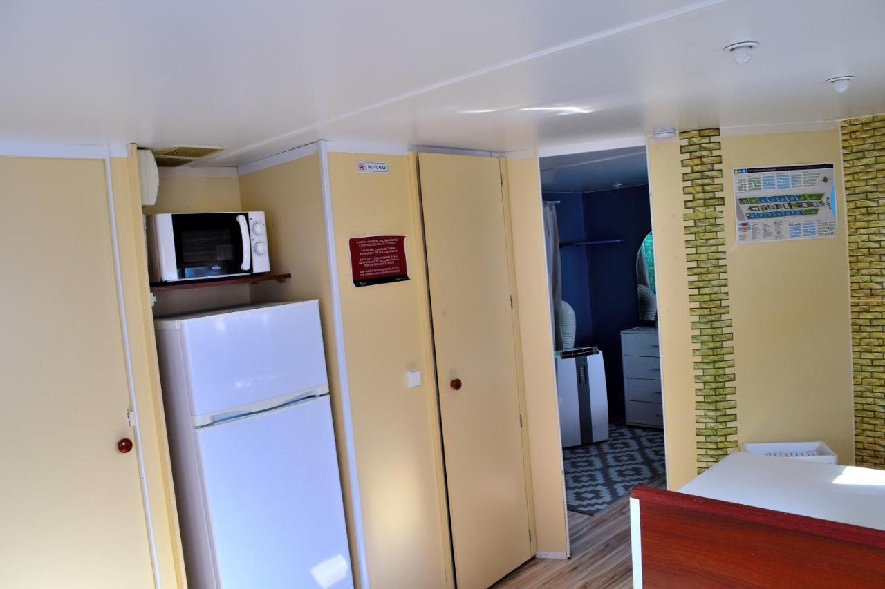 Готель Casita Movil En Camping De La Manga Екстер'єр фото