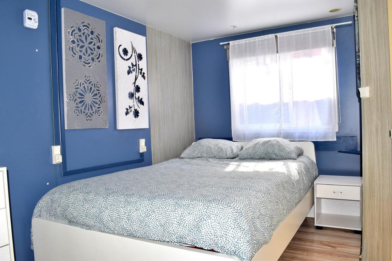 Готель Casita Movil En Camping De La Manga Екстер'єр фото